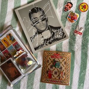 Bad Bunny Collectible Set with book, pins, stickers and loteria game ❤️